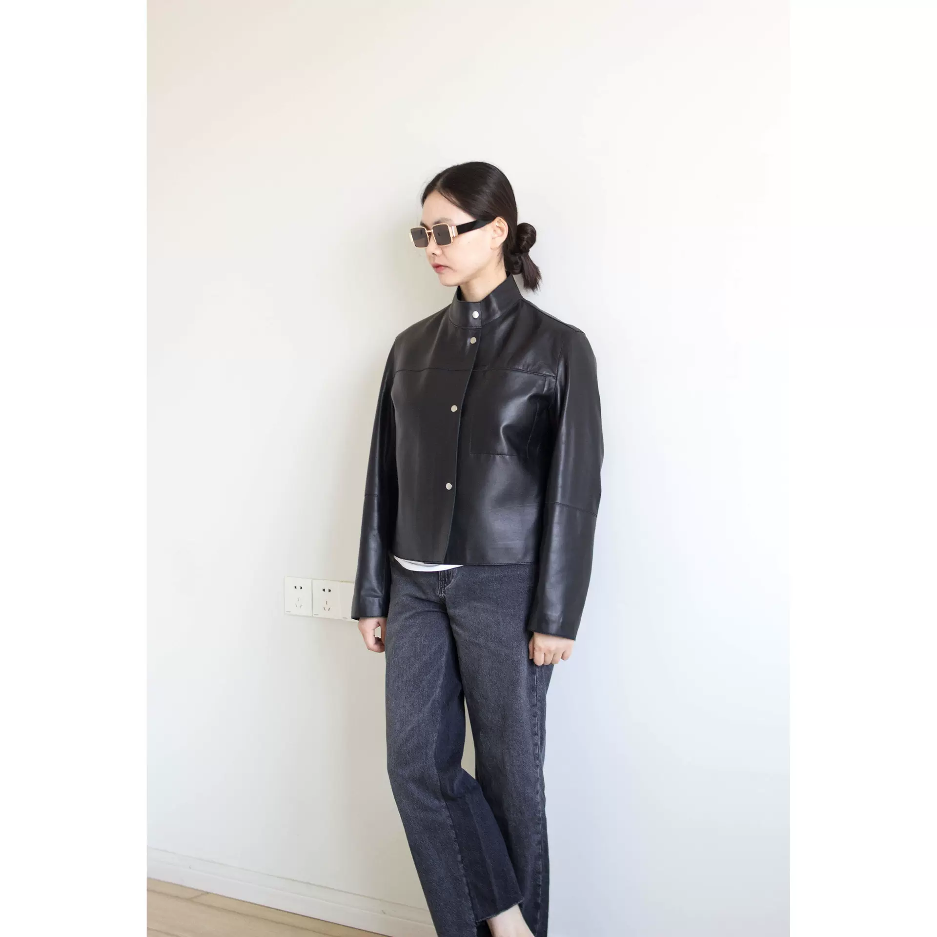 2025秋冬新款海宁真皮皮衣 女式宽松显瘦工装机车上衣外套批发