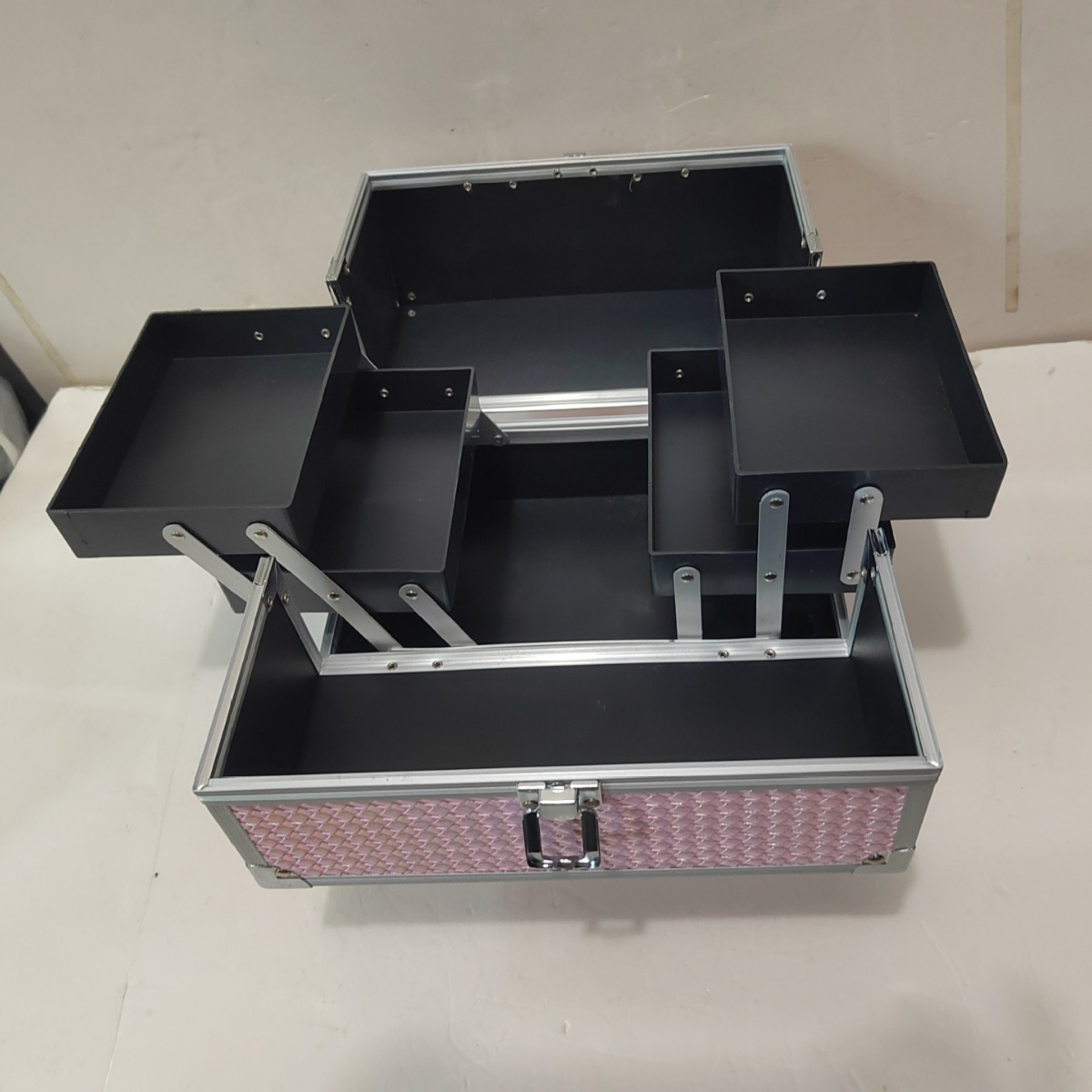 Caja de Maquillaje de Doble Capa de Metal de Gran Capacidad para Almacenamiento Doméstico