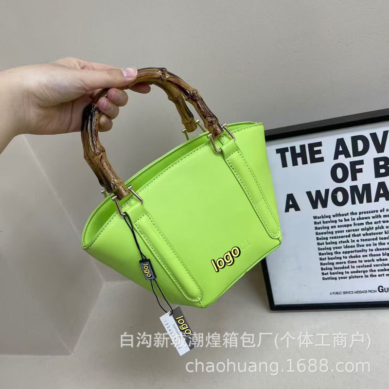 时尚女包2025新款流行水桶包批发handbags质感单肩包竹节手提方包|undefined