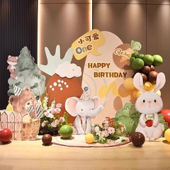 森系の赤ちゃんの歳の誕生日のシーンは百日間の子供の男の子の女の子の手描きの動物のkt板を飾ります。