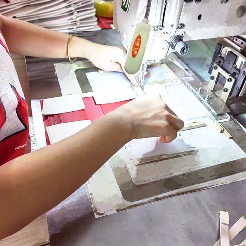 New mini bag for women summer wholesale wallet card bag all in one multi-purpose fashion simple touch screen mobile phone bag crossbody