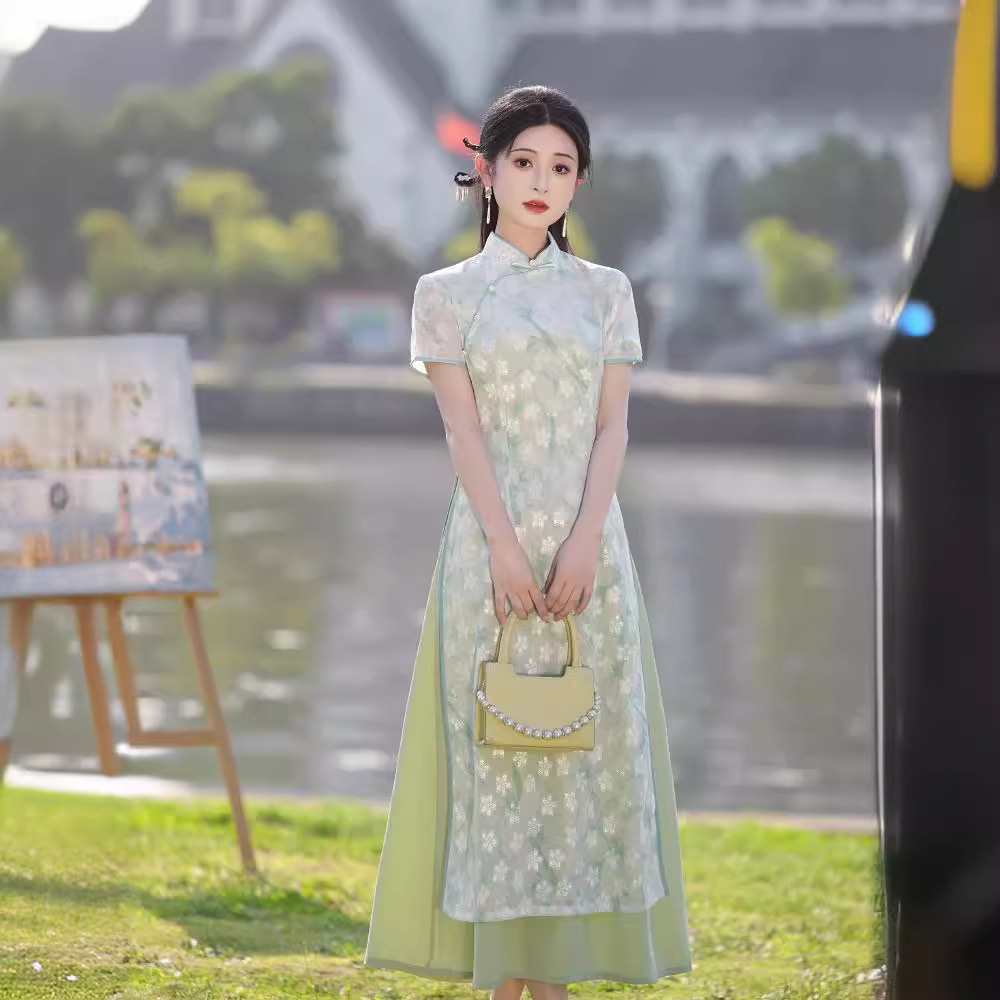 Green summer cheongsam