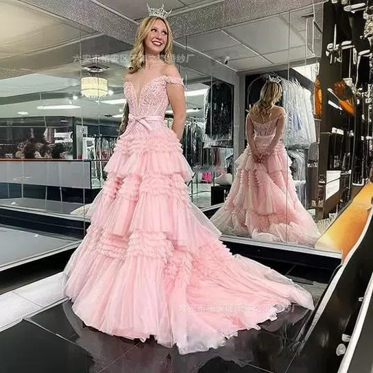 Bride's Wedding Light Wedding Dress Tour Shooting Out Colorful Yarn Birthday Party High-end Temperament Evening Dress European and American Party Dress Women Bride's Wedding Light Wedding Dress Tour Shooting Out Colorful Yarn Birthday Party High-end Temperament Evening Dress European and American Party Dress Women