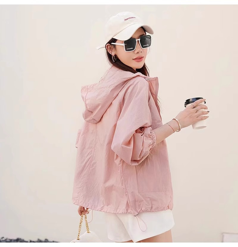 Áo chống nắng nữ dáng rộng có mũ, chất liệu mỏng nhẹ thoáng khí — Màu xanh lục nhạt chi tiết 14