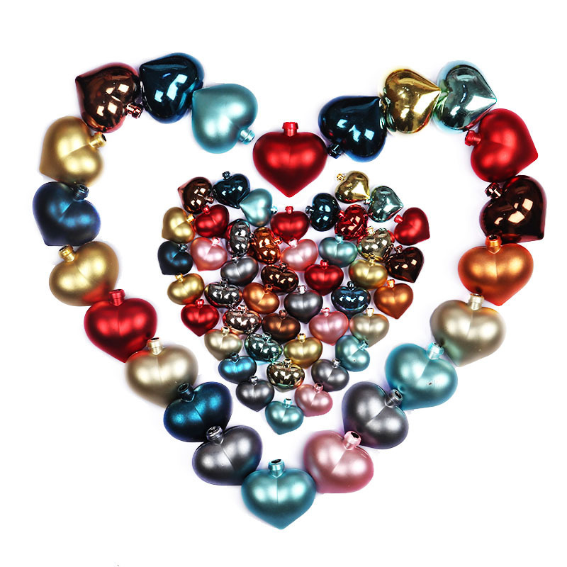Heart-shaped Christmas Ornament 9