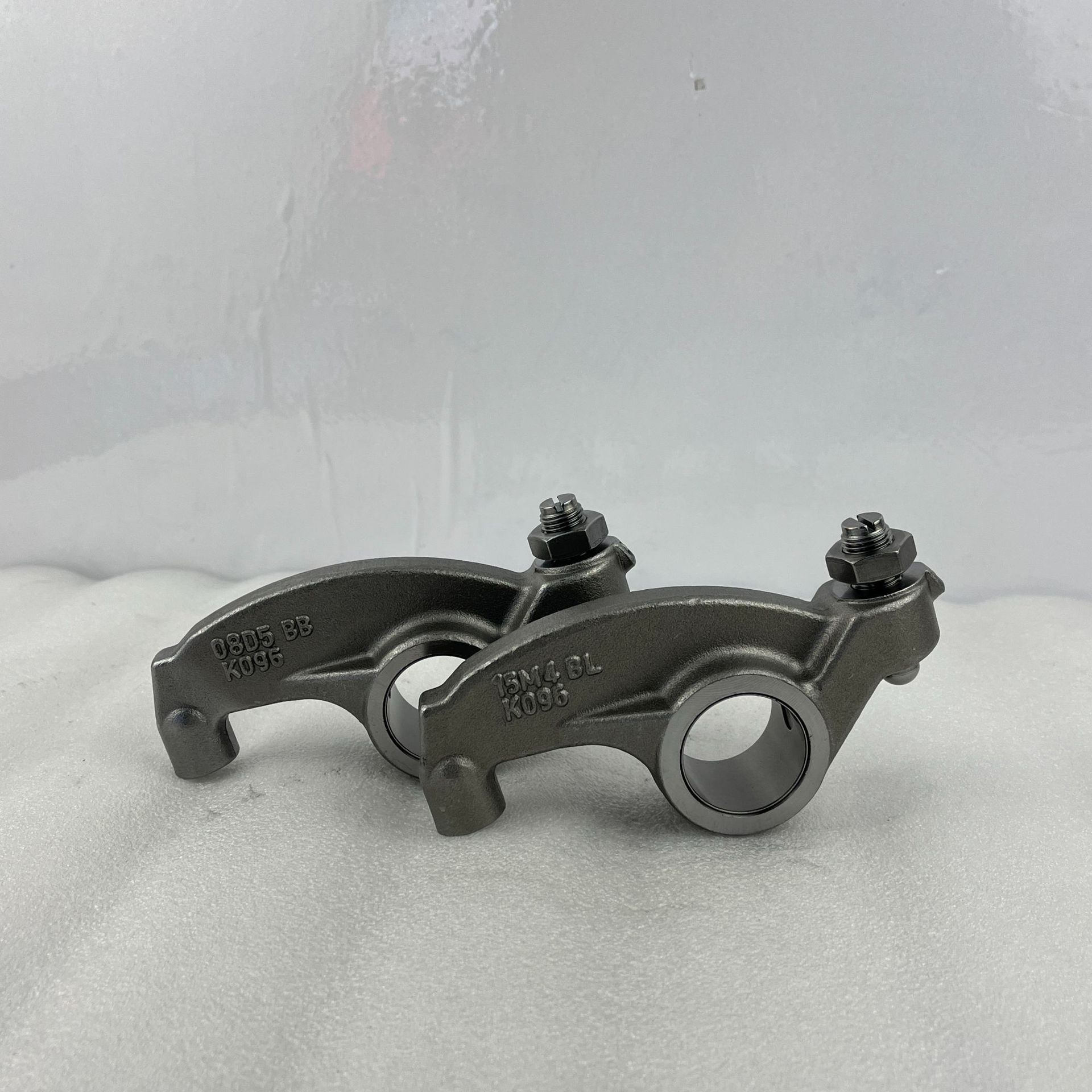 3069020 Valve Rocker Arm Cummins Engine Parts Wholesale of Internal Combustion Engine Valve Components