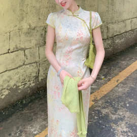 凌茜恣he 点青荷'新中式缎面碎花旗袍女春夏连衣裙五一出游穿搭