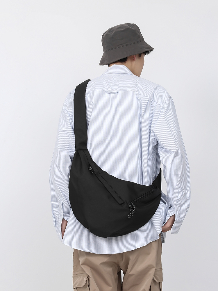 Bolso tipo dumpling unisex de gran capacidad, estilo coreano, moderno, Harajuku, sencillo, deportivo, para ir al trabajo, de un solo hombro, bandolera.