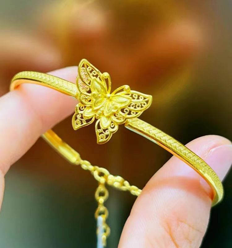 New Chinese fashion silk butterfly bracelet bracelet women's gold-plated retro  diamond chain bracelet bracelet supply batch_voghion.com