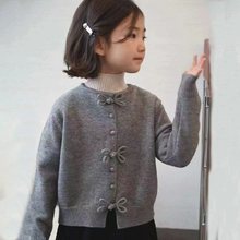 女童中式盘扣毛衣开衫2025秋季小女孩复古设计蝴蝶结慵懒风针织衫