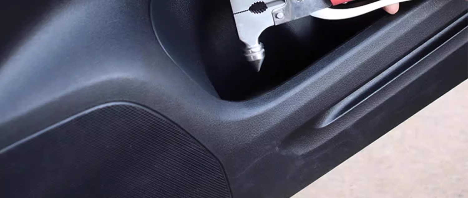 Car multi-function cone safety hammer car escape tool axe hammer mini safety rescue window breaking hammer