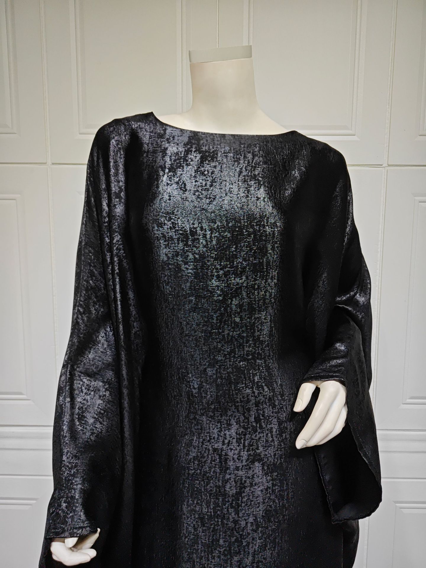 Damenbekleidung moderne muslimische Mode silbernes heißes weiches Abaya-Kleid_voghion.com