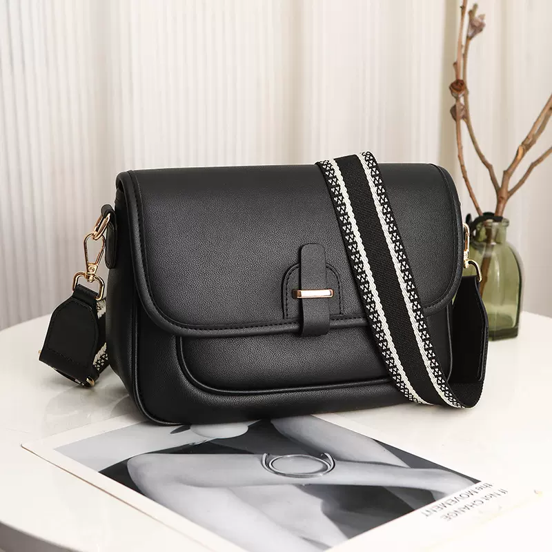 潮流女包包2026新款跨境外贸纯色PU斜挎包女小包女士单肩包小方包