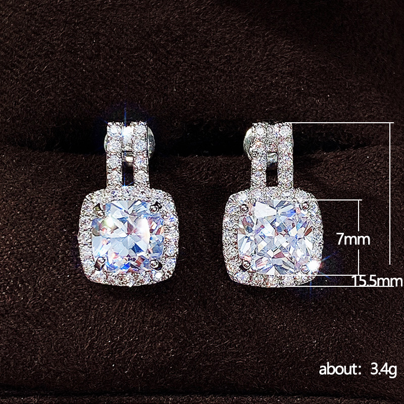 European And American New Simple Round Diamond Zircon Copper Earrings display picture 1