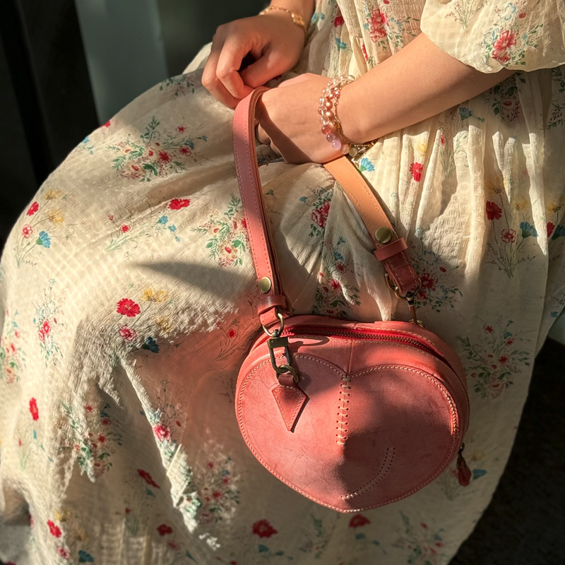 PiTao Heart Whale Song Original Design New Foggy Wax Cowhide Heart-Shaped Bag Handbag Underarm Crossbody Bag Sweet Girl's Purse - Thumbnail 2