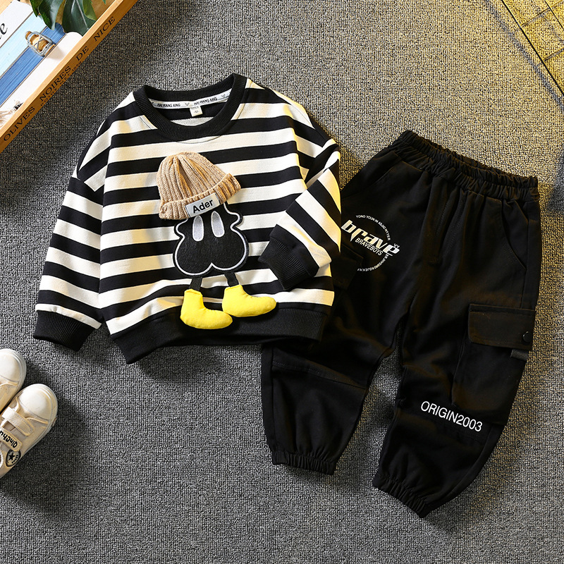 6092 Traje de otoño para niños 2024 Nuevo estilo Traje de suéter a rayas para bebés Traje de dos piezas de primavera y otoño para niños guapos