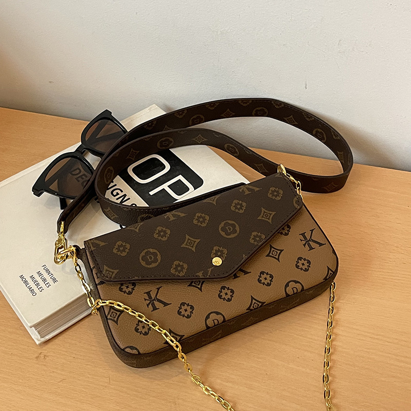 Retro Envelope Shoulder Bag For Women Versatile Chain Handbag_voghion.com