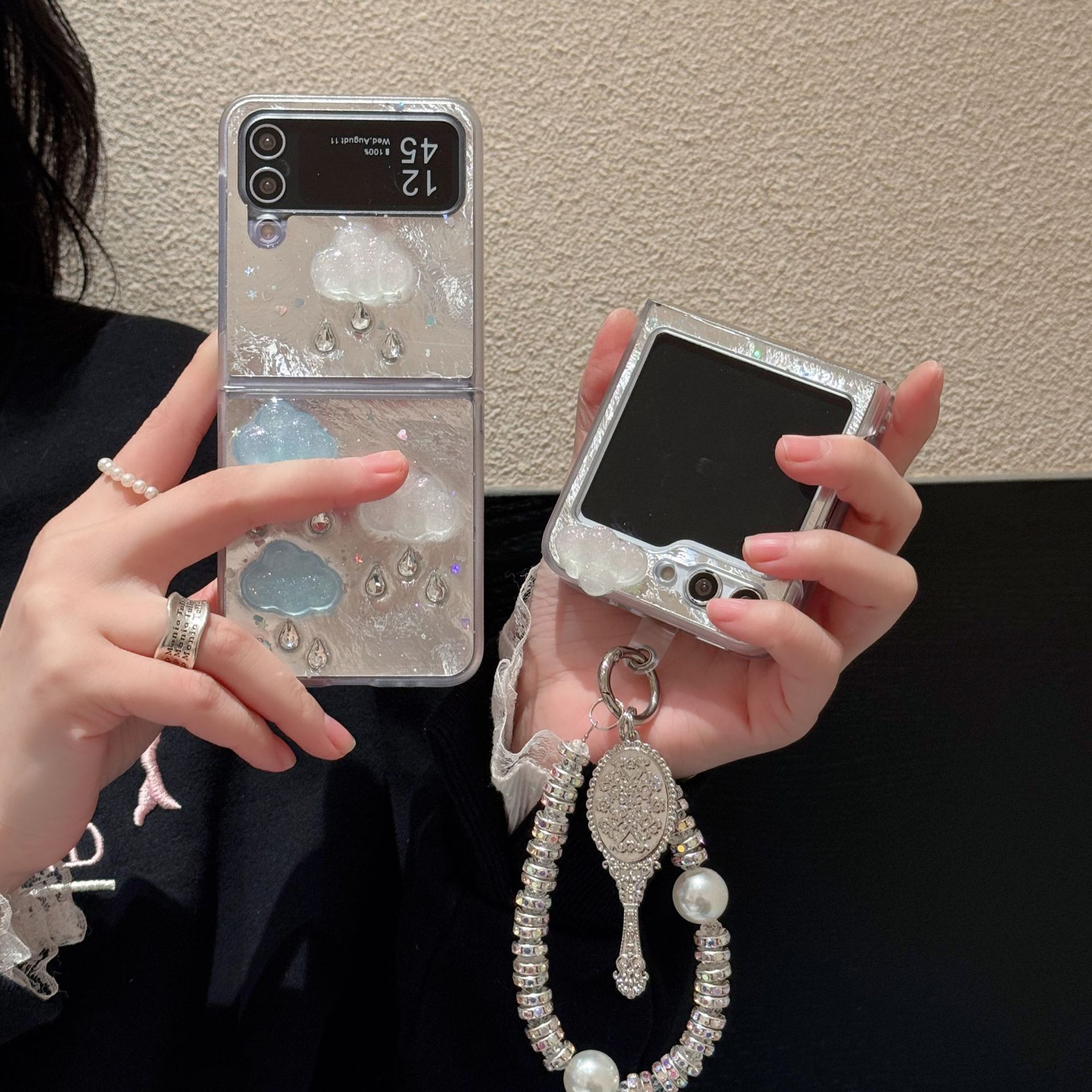 冰川纹雨滴云朵适用三星zflip 5手机壳Galaxy ZFlip6/4折叠保护壳