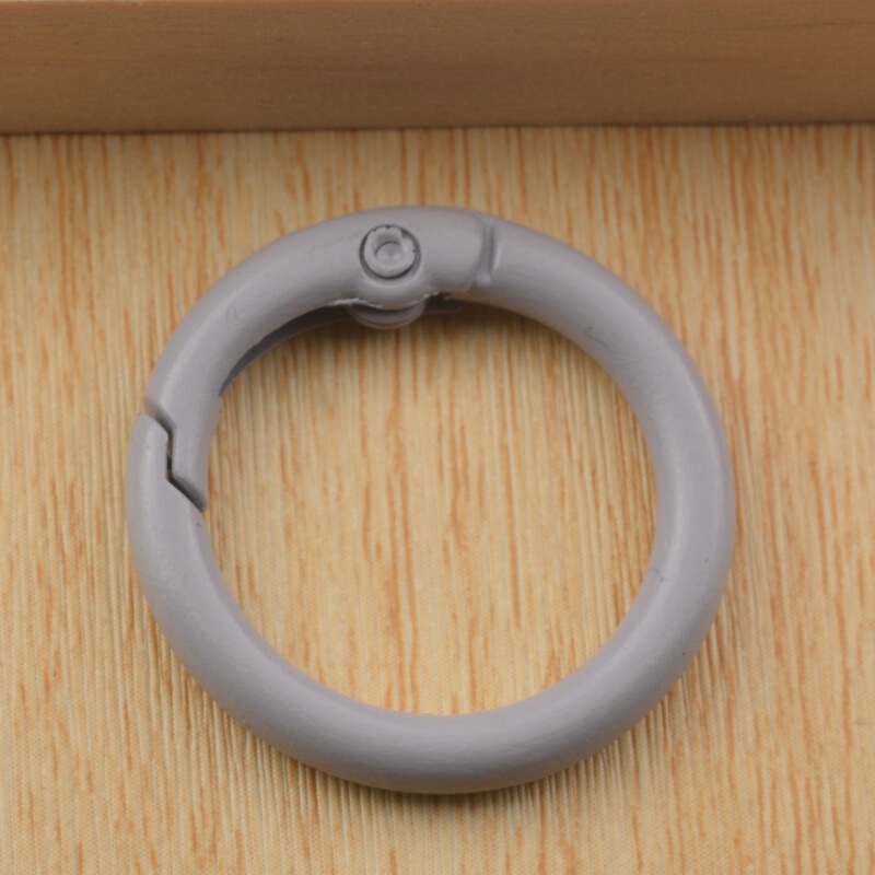 ホット販売 DIY ジュエリーアクセサリー 33 ミリメートルスプリングバックルスプリングコイル合金ペイントカラーカードリングキー材料卸売|undefined