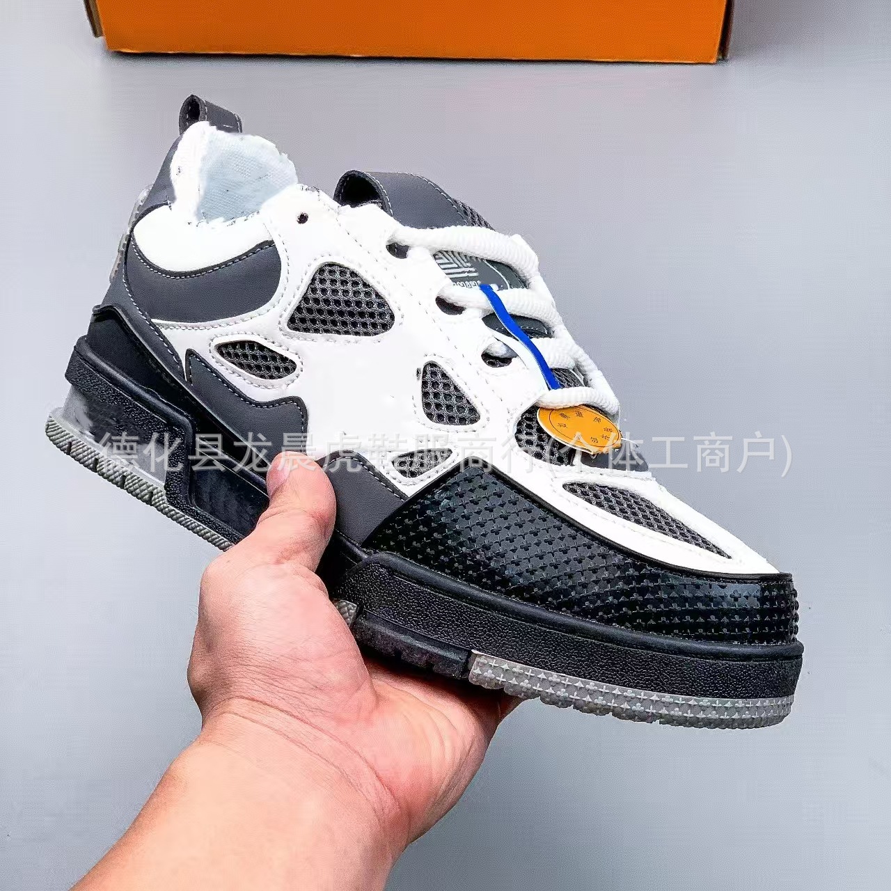 Ventas directas de fábrica de Guangzhou Traienr zapatillas deportivas mujer cemento blanco negro mezclilla plataforma zapatos casuales hombres y mujeres con el mismo estilo