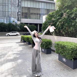 �كɼ�ײɫƴ���L��t��Ů�＾�����OӋ�������nϵ�Շ�����������