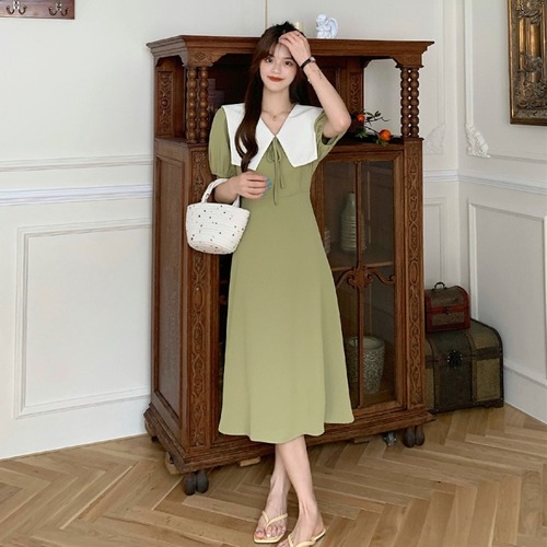 French-style long dress with Hong Kong-style retro chic, women's summer green short-sleeved high-waisted long dress