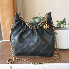 TB女包抽绳托特包漆面链条福袋包单肩斜挎流浪包手提包包百搭