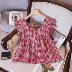 女の子の夏の子供のシャツの韓国版の洋気のシャツの女性の赤ちゃんの子供服の白い小さい飛袖の韓国版の中小の子供の上着
