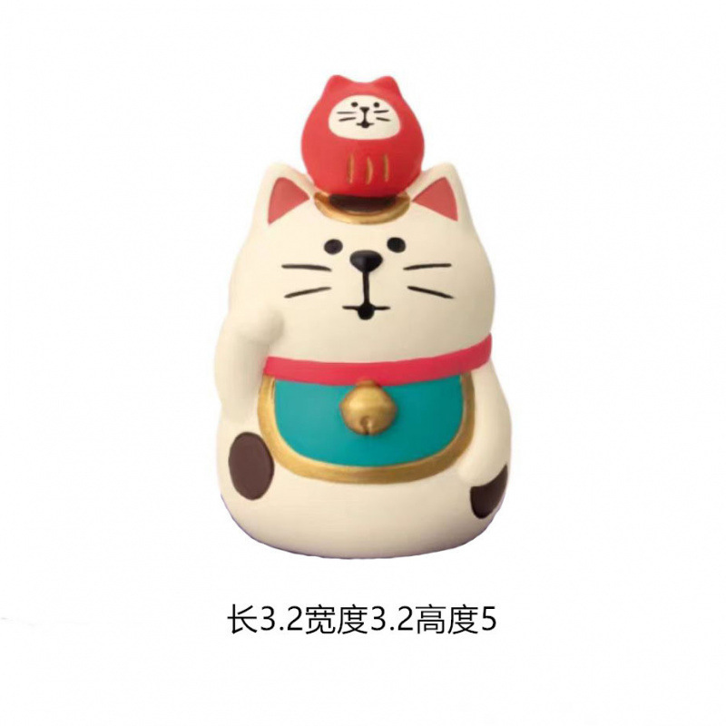 행운의 다루마 고양이