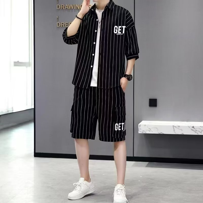 Camisa menos ropa de verano manga tres cuartos más tamaño traje de camisa de los hombres ropa exterior a rayas moda de moda suelta traje de dos piezas