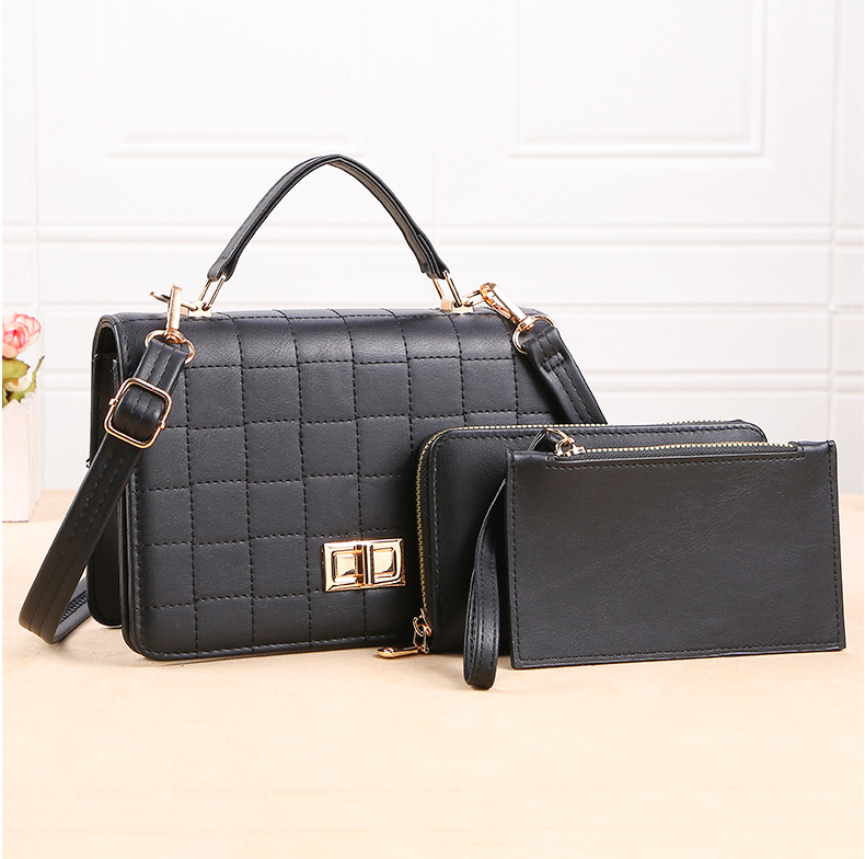 Women's Medium Pu Leather Solid Color Classic Style Square Zipper Shoulder Bag display picture 5