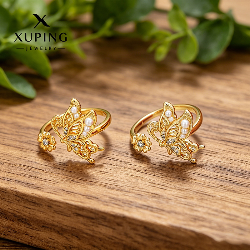 Xuping ligero diseño de lujo sensación de anillo abierto mariposa aleación de cobre chapado 24k nicho Europa y América joyas transfronterizas al por mayor