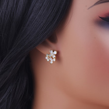 尼曼气质小众设计高级感耳钉耳饰2024年新款潮爆款百搭简约珍珠