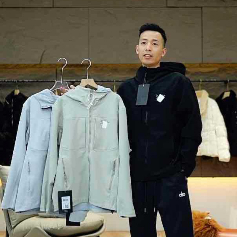 0927-55鸟家三防加绒连帽冲锋衣