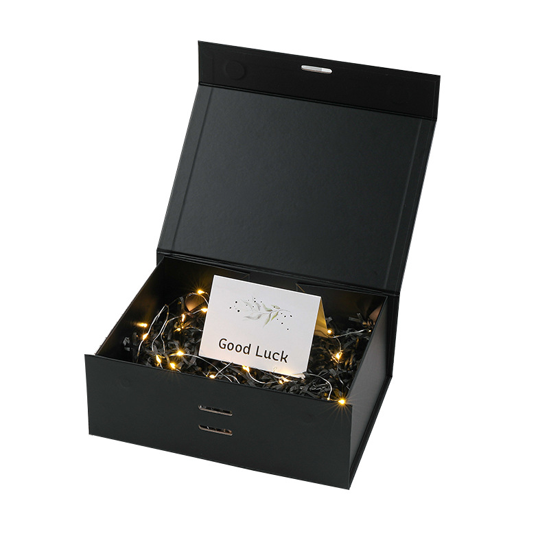 Caja plegable en stock al por mayor cajas de regalo de cumpleaños de viento caja de absorción caja de regalo plegable transfronteriza una pieza