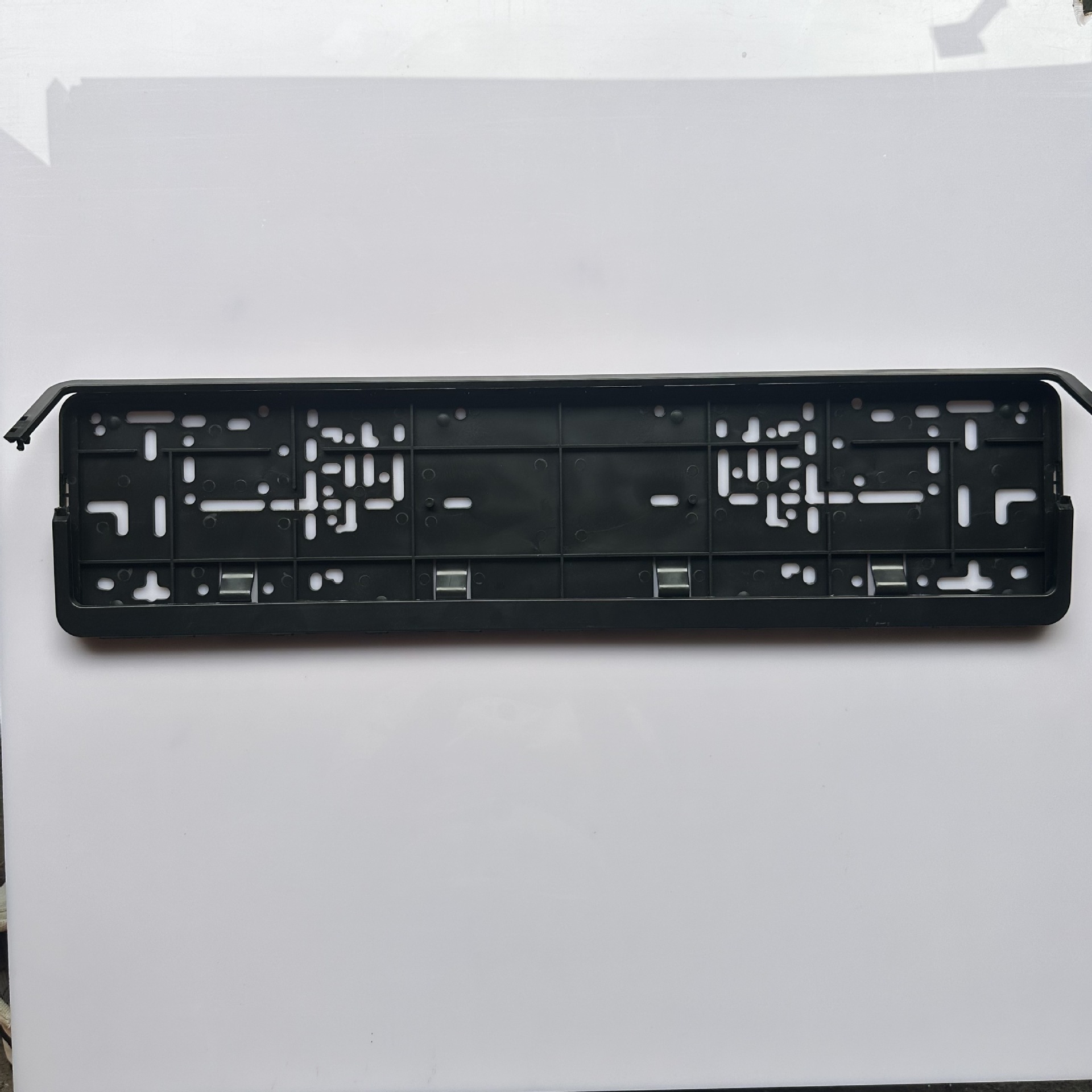 Cross-Border Exclusive Hot-Selling Middle Eastern License Plate Holder European License Plate Holder European License Plate Frame Pp Plastic License Plate Frame Manufacturer