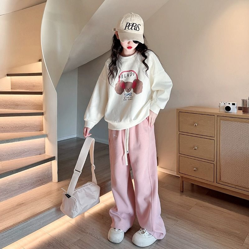 Traje para niñas Otoño 2024 Nuevo suéter de moda de primavera y otoño de dos piezas Pantalones anchos de estilo occidental Ropa de otoño para niños de mediana edad
