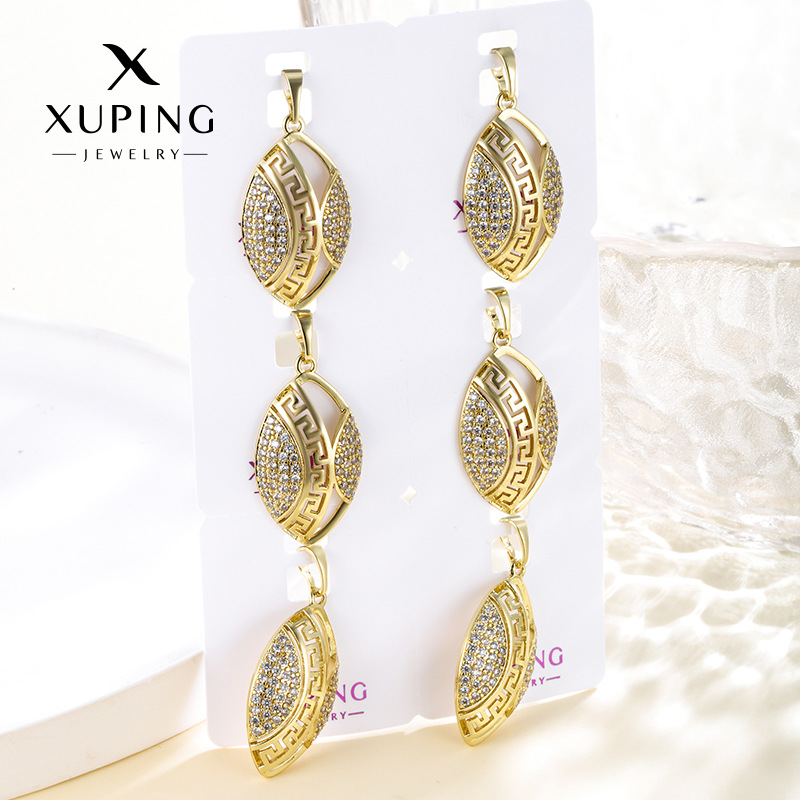 Xuping moda bronce dorado galvanoplastia piedra geometría colgante ovalado muralla mujer patrón retrógrado colgante nicho