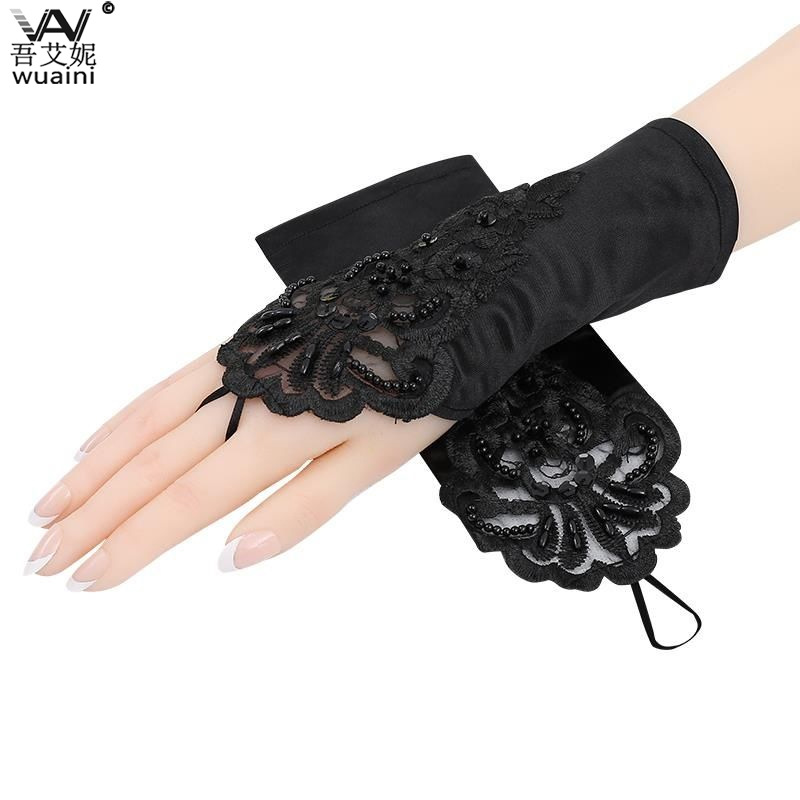 Fresh cute short lace gloves for bride
