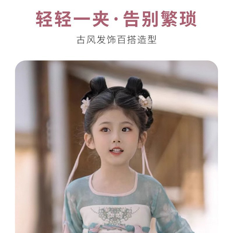 子供のかつらの時代劇の漢服の髪の一体式のカチューシャのかつらの古風な造形の演出の髪の包みの飾りの百合|undefined