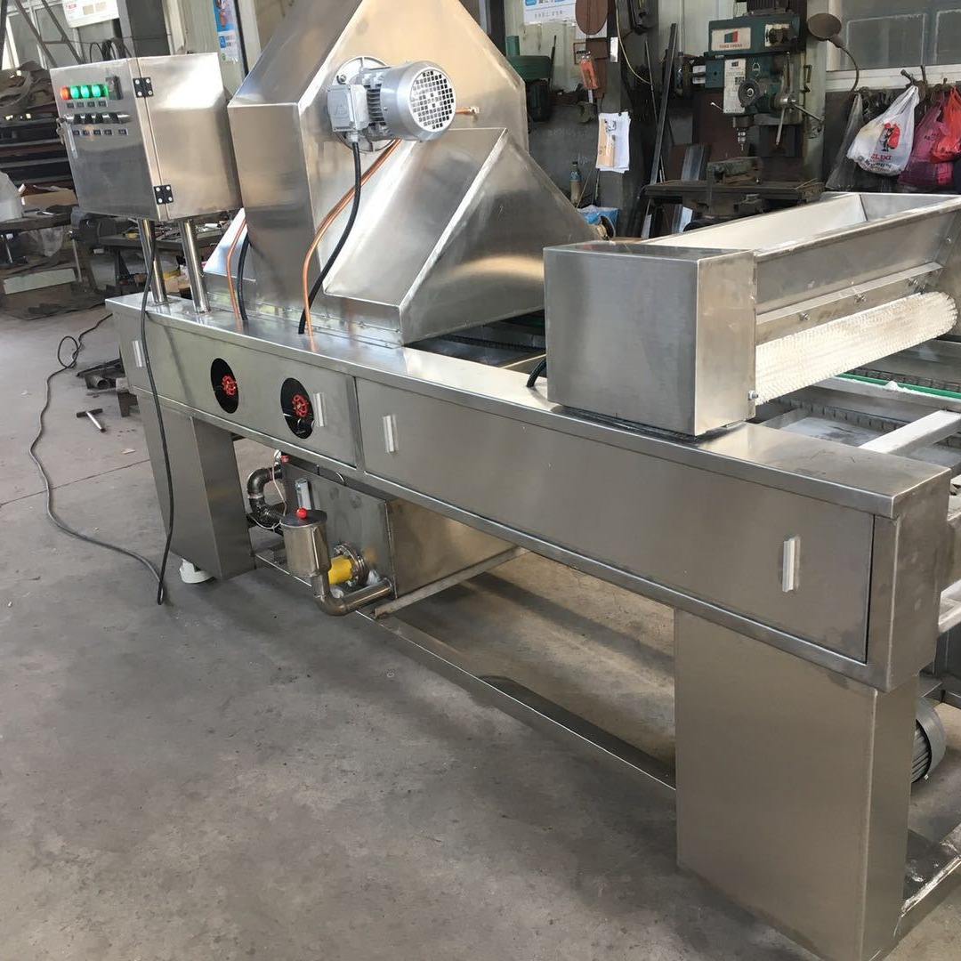 厂家供应 喷油撒布一体机 饼干喷油机 食品撒布机 烘炉