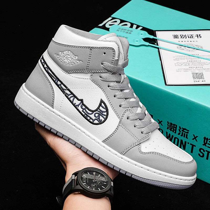 Zapatos de baloncesto de caña alta para hombre AJ Air Force One Pareja Zapatillas casuales Primavera y otoño Estudiantes de secundaria Zapatillas de moda juvenil