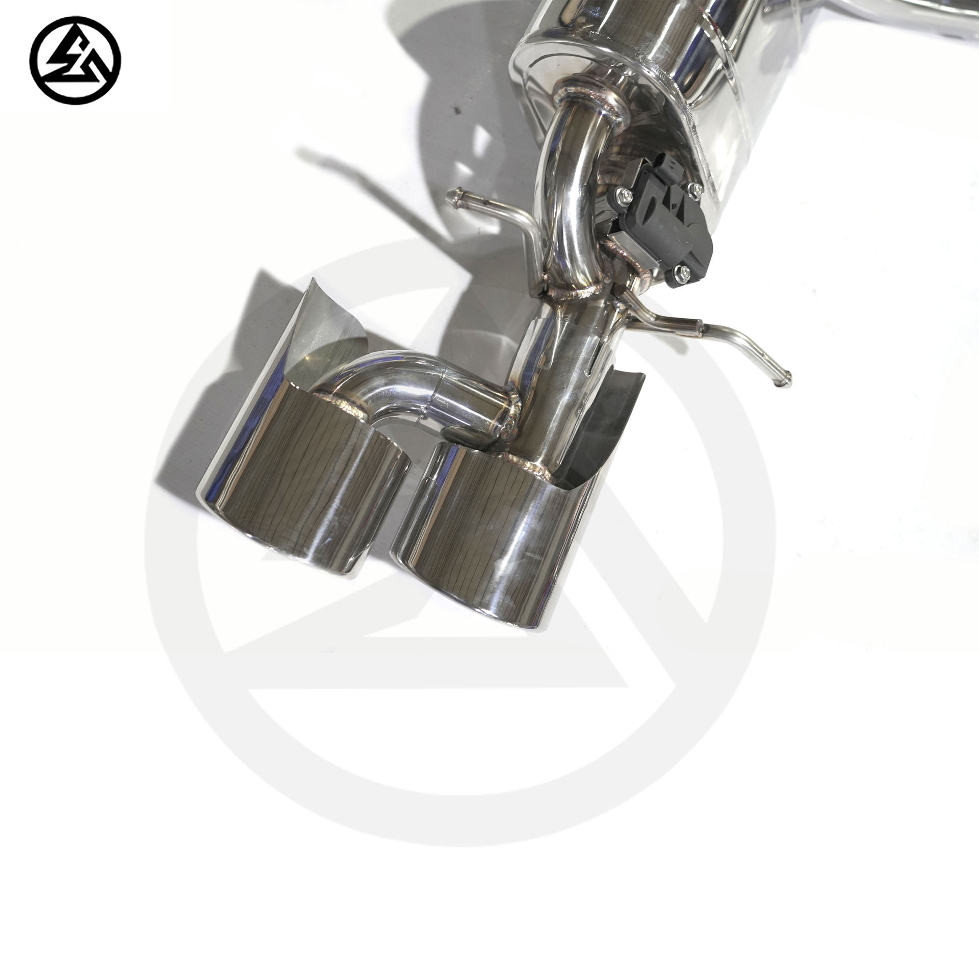 Suitable for Mercedes-Benz C63 AMG W204 6.2L mid-rear exhaust system with valves