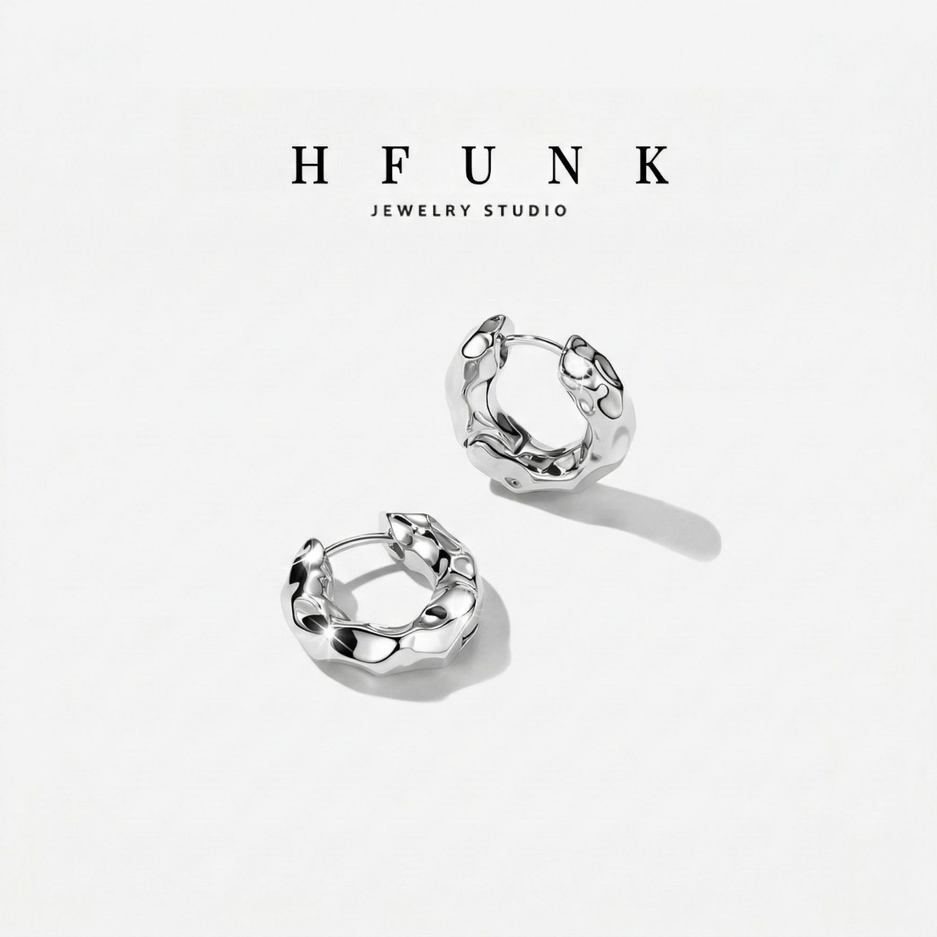 European and American Niche Design Metal Texture Small Hoop Earrings, Simple, Fashionable, Versatile, Ins-Style Minimalist Earrings
