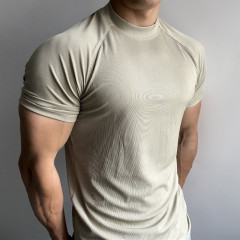 夏のスポーツアウトドアトレーニング半袖男性修身弾力速乾肩袖小襟元tシャツ純色通気潮