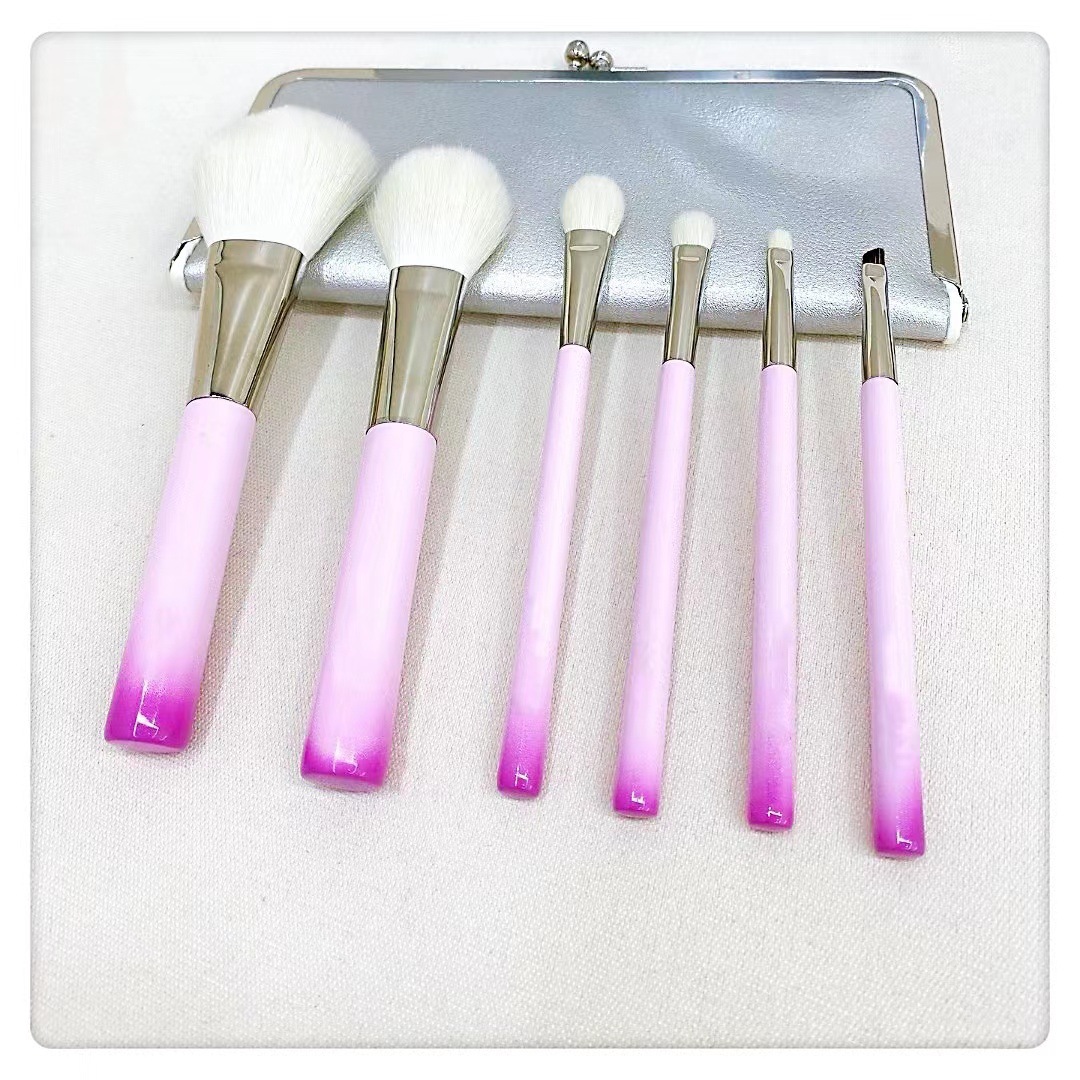 Bai Fengtang lo mismo cepillo de maquillaje portátil de lana pura cepillo de cabello de animales herramientas de maquillaje de belleza de sombras de ojos cepillo de pintura en polvo en stock