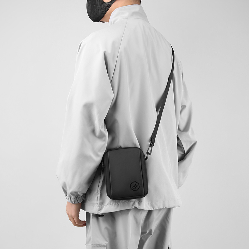 Men's crossbody bag with a high-end feel, small men's bag, travel bag, backpack, double-shoulder bag, multi-purpose men's crossbody bag undefined