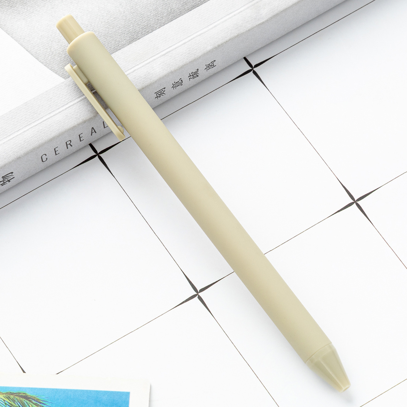 alto valor facial de color macarón bolígrafo de plástico de presión de papelería para estudiantes bolígrafo de imprimir logotipo bolígrafo de goma