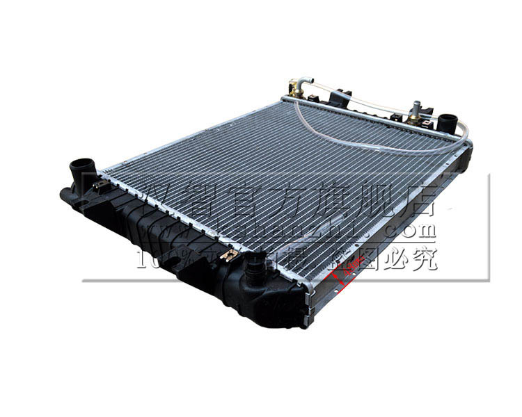 Radiador del tanque de la carretilla elevadora 12181000108 para el enfriador de aluminio del tanque de la carretilla elevadora Linde 1218 Yanmar