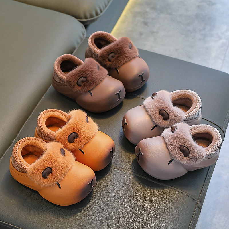 Bolsos de invierno para niños, zapatos de algodón de tacones, niños y niñas, calentamiento y terciopelo impermeable para el hogar, niños mayores y niños, traposas de algodón